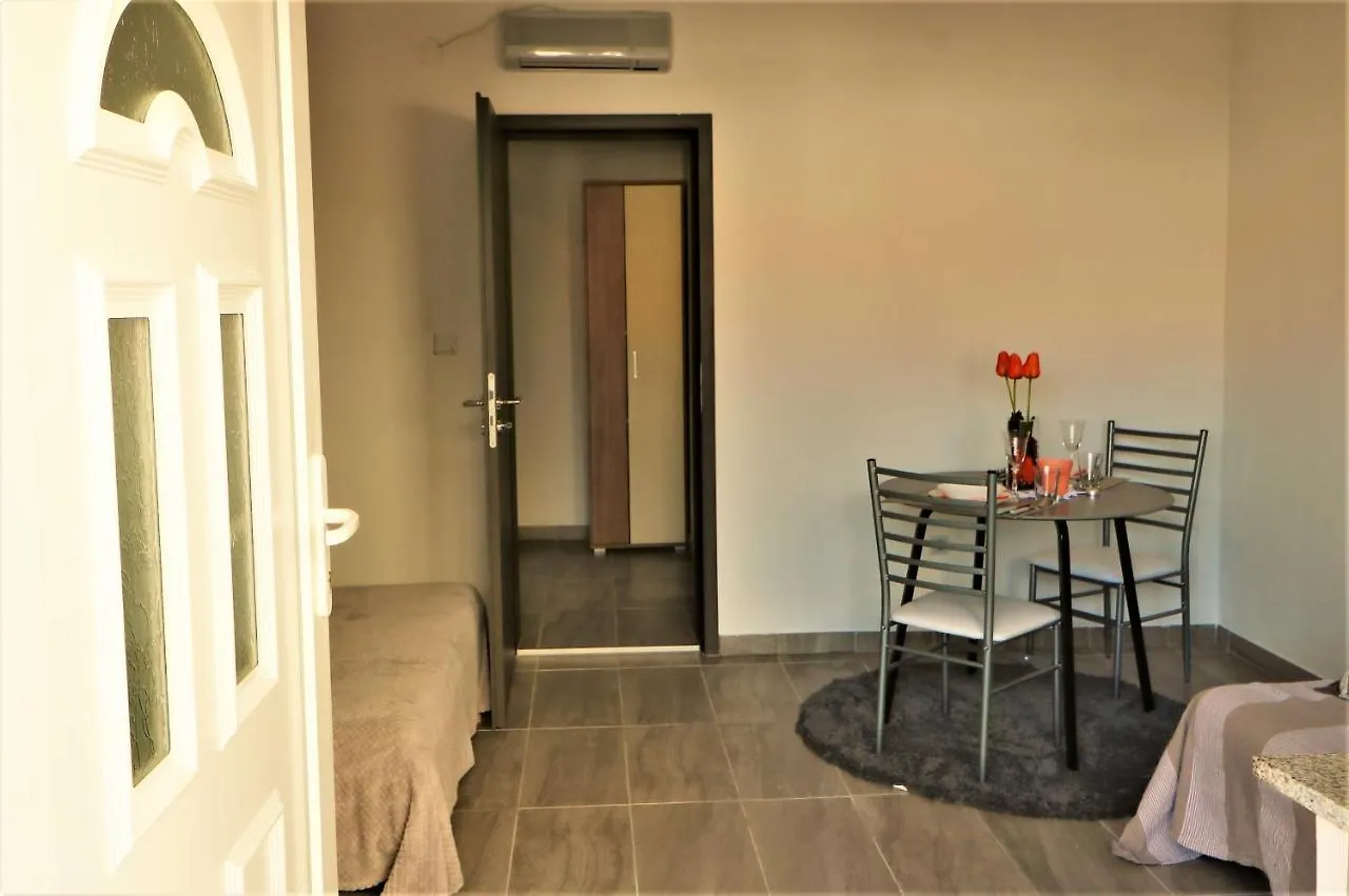 Apartmani Pablo Pag Town 0*,  Croatia